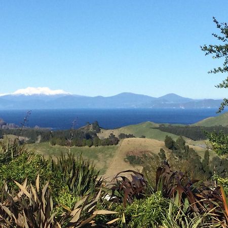 Whakaipo Bay Cabin Retreat Taupo Exterior photo