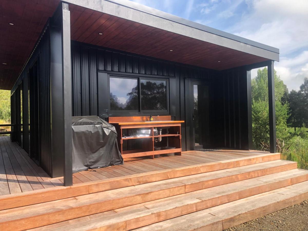 Whakaipo Bay Cabin Retreat Taupo Exterior photo