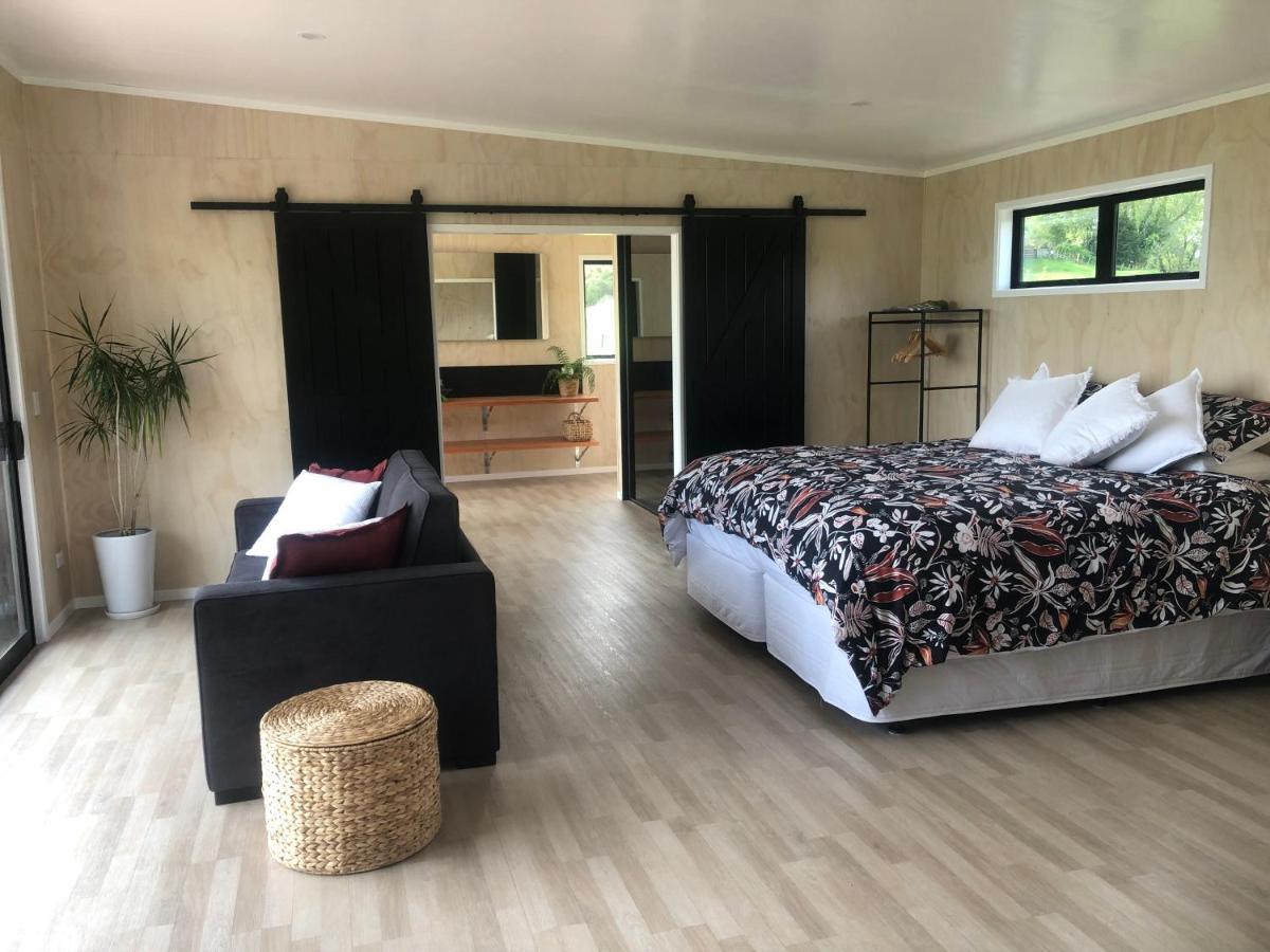 Whakaipo Bay Cabin Retreat Taupo Exterior photo